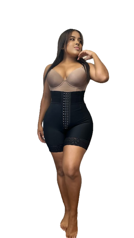 Luna Short Reloj de Arena Extra Alto image 0