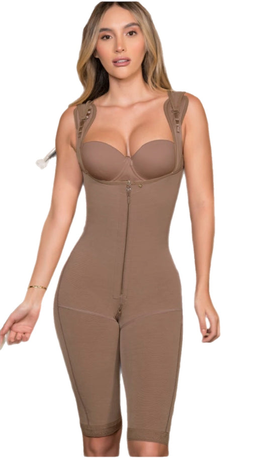 570547 Silueta  image 0